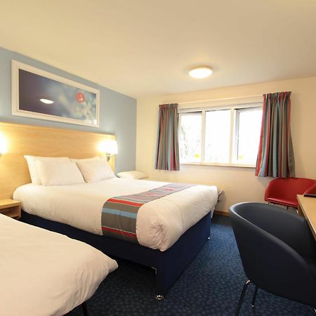 Travelodge Bristol Central Anchor Road Exterior foto