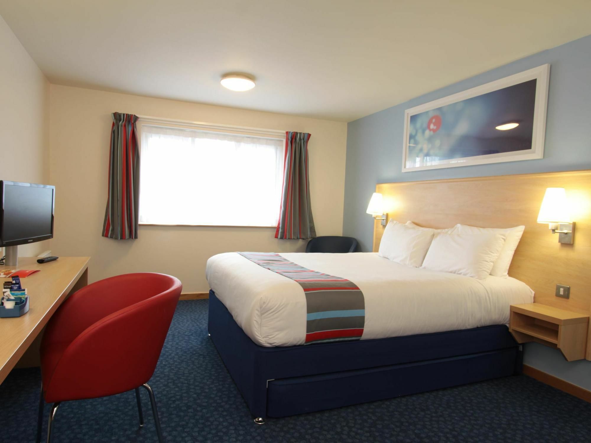 Travelodge Bristol Central Anchor Road Exterior foto
